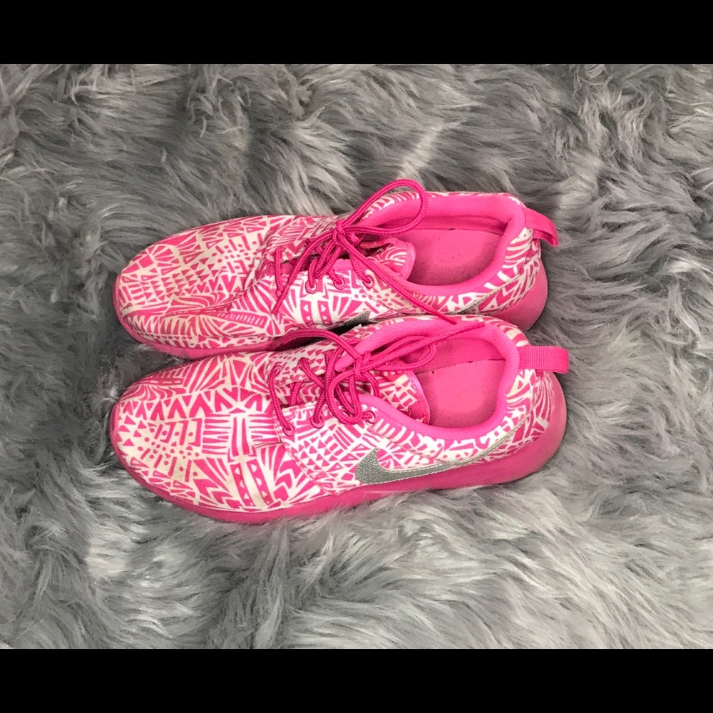 YOUTH Nike Roshe Run